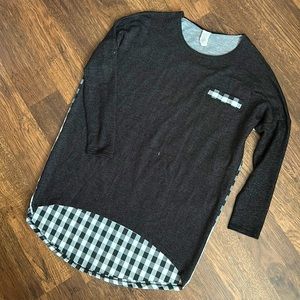 🍒NWOT Darling Black and White Buffalo Plaid Tunic